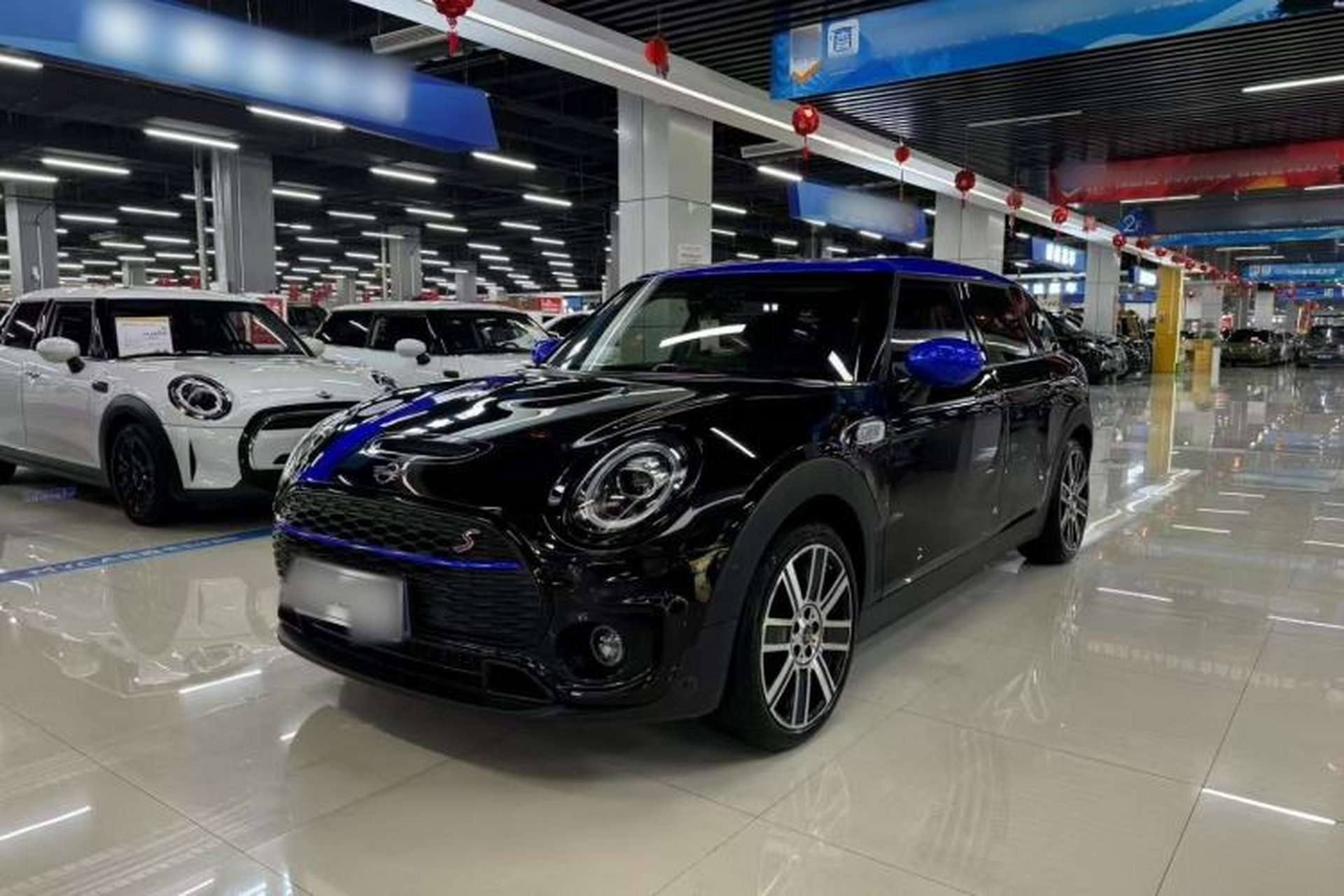 Used MINI Clubman 2019 2.0T COOPER S Front Left 45 Deg