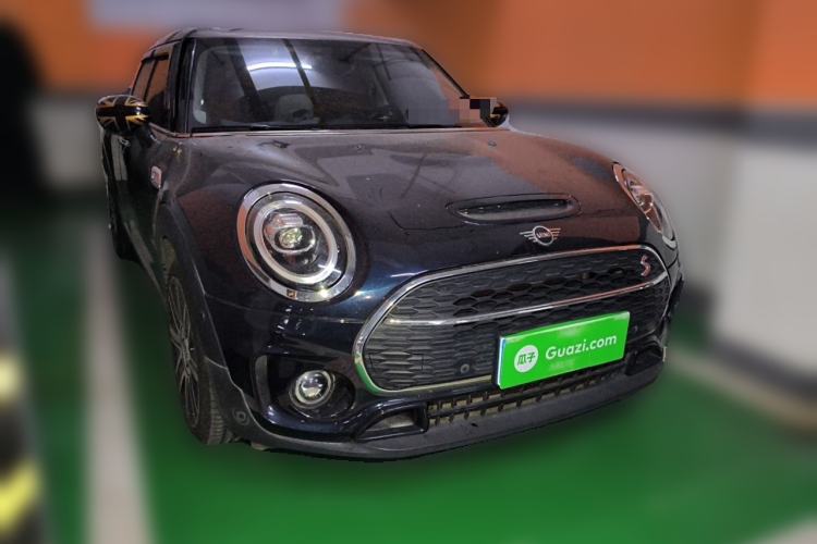 Used MINI Clubman 2019 2.0T COOPER S Front Right 45 Deg