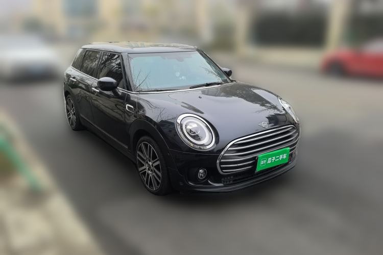 Used MINI Clubman 2019 1.5T COOPER Connoisseur Front Right 45 Deg