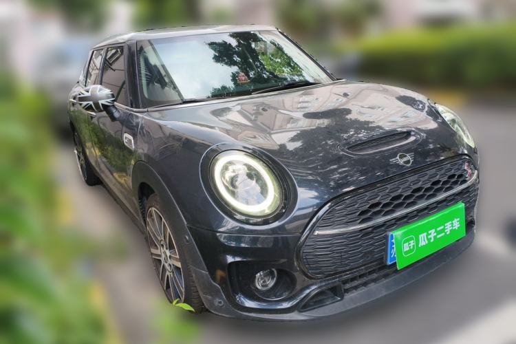 Used MINI Clubman 2019 2.0T COOPER S Front Right 45 Deg