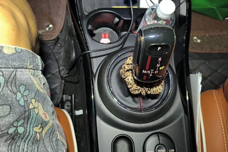 Used MINI Clubman 2019 2.0T COOPER S Gear Lever