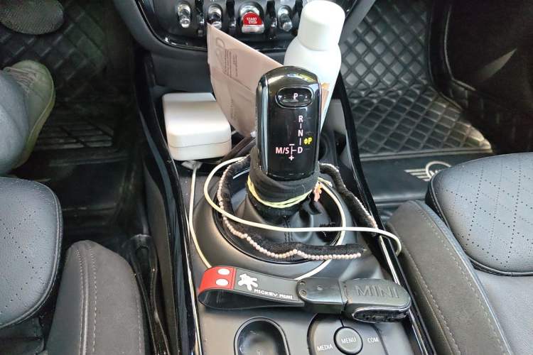 Used MINI Clubman 2019 1.5T COOPER Connoisseur Gear Lever