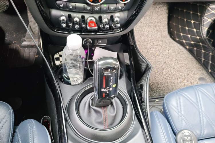 Used MINI Clubman 2019 2.0T COOPER S Gear Lever