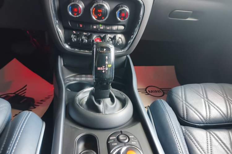 Used MINI Clubman 2019 1.5T COOPER Connoisseur Gear Lever