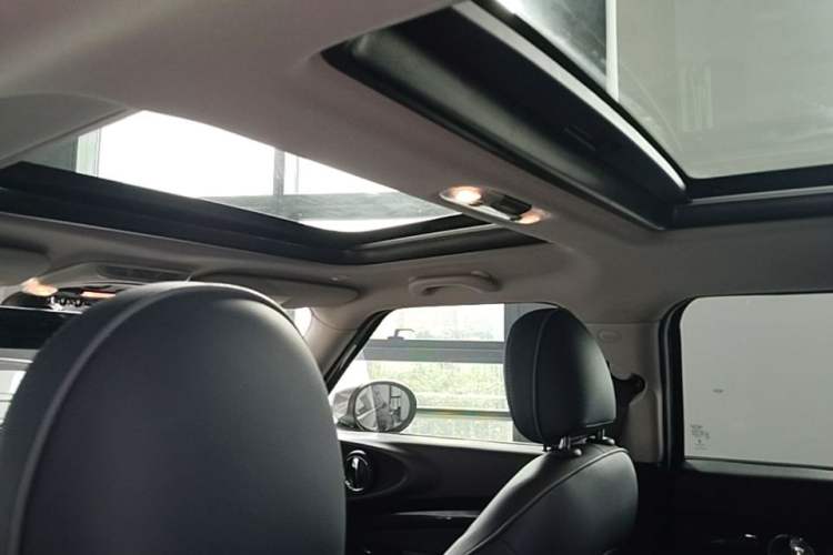 Used MINI Clubman 2019 1.5T COOPER Connoisseur Headliner