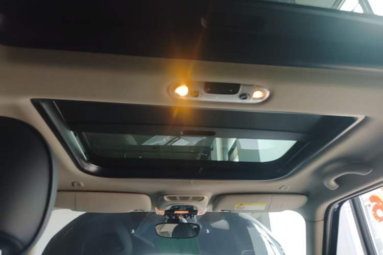 Used MINI Clubman 2019 1.5T COOPER Connoisseur Headliner