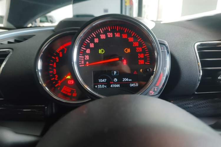 Used MINI Clubman 2019 1.5T COOPER Connoisseur Instrument Cluster
