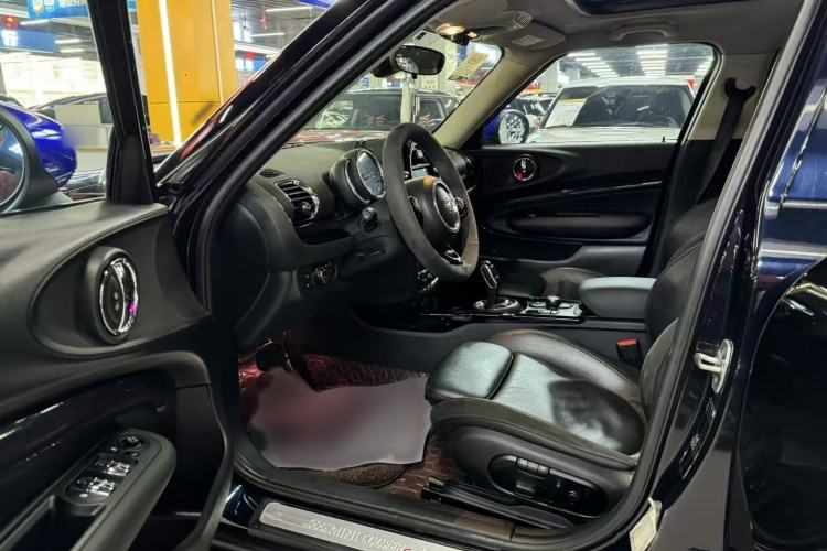 Used MINI Clubman 2019 2.0T COOPER S Interior 2