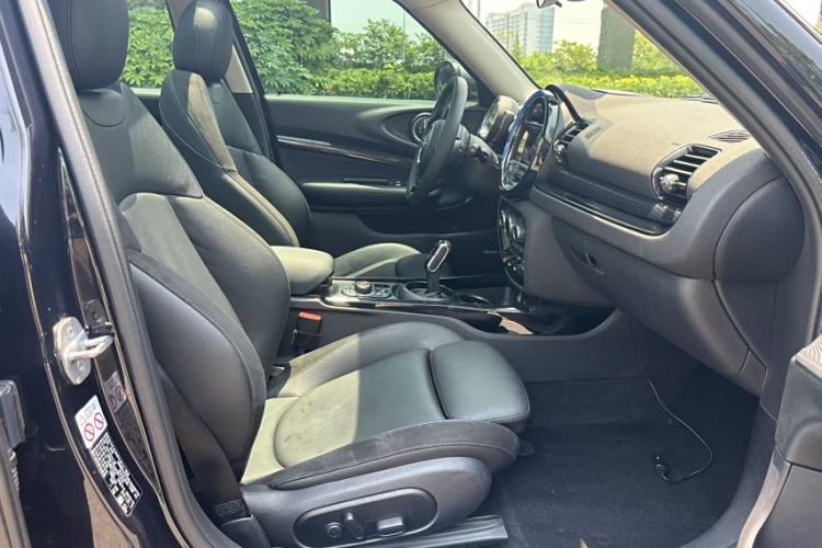 Used MINI Clubman 2019 1.5T COOPER Connoisseur Interior 3