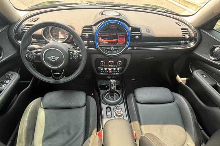 Used MINI Clubman 2019 1.5T COOPER Connoisseur Interior 5