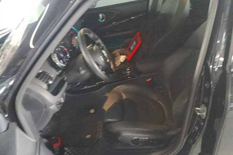 Used MINI Clubman 2019 2.0T COOPER S Left Front Seat
