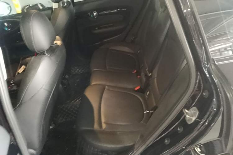 Used MINI Clubman 2019 2.0T COOPER S Left Rear Seat