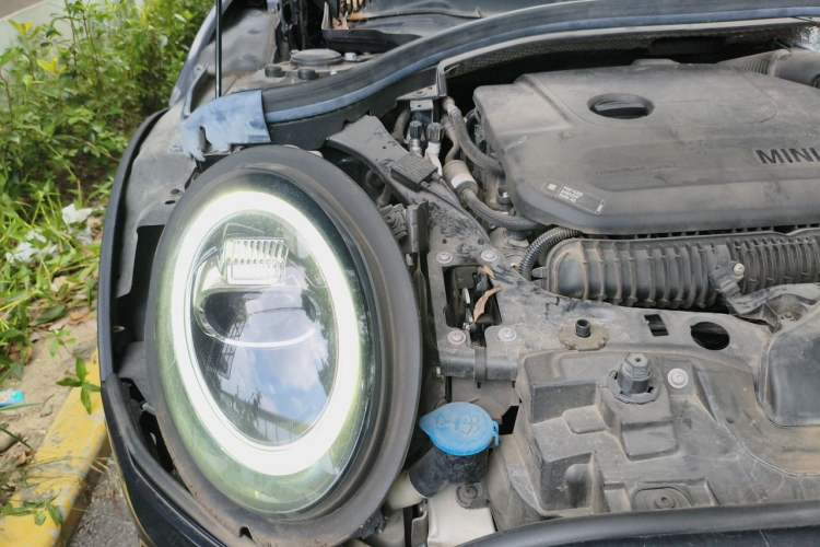 Used MINI Clubman 2019 2.0T COOPER S Right Front Headlight