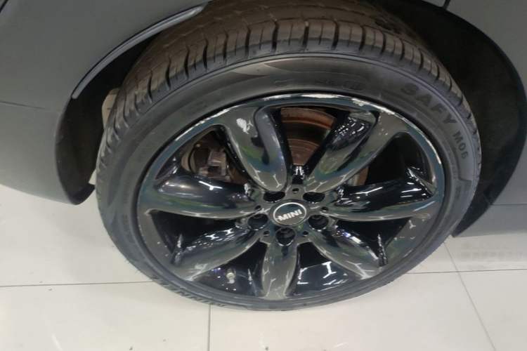 Used MINI Clubman 2019 1.5T COOPER Connoisseur Right Rear Wheel Hub