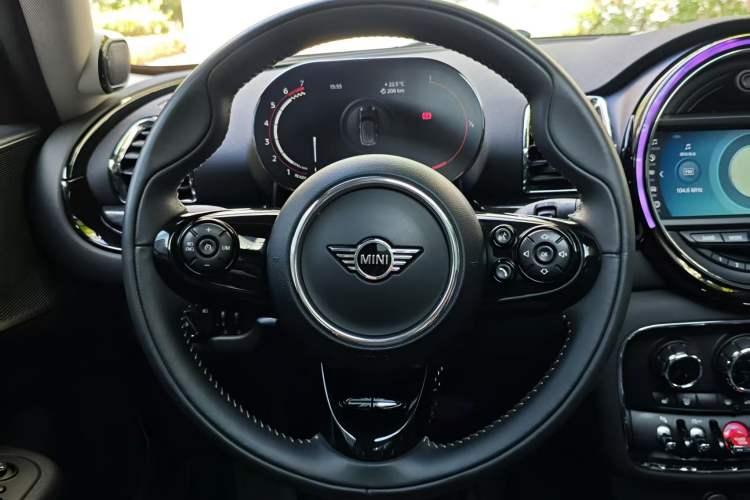 Used MINI Clubman 2019 1.5T COOPER Connoisseur Steering Wheel