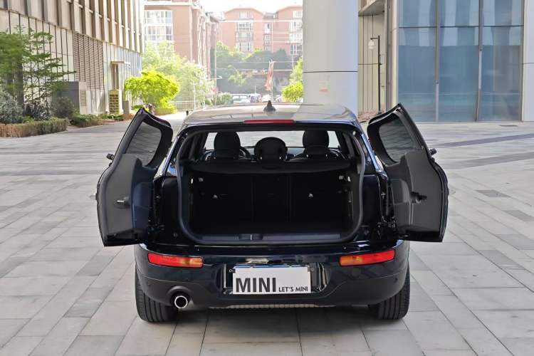 Used MINI Clubman 2019 1.5T COOPER Connoisseur Trunk
