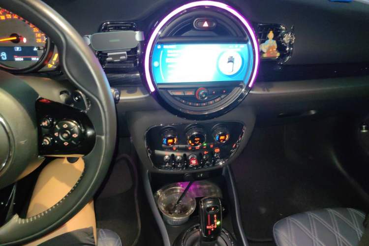 Used MINI Clubman 2019 2.0T COOPER S Audio And AC Panel