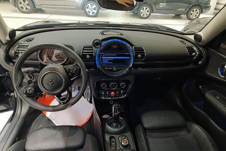 Used MINI Clubman 2019 2.0T COOPER S Center Console
