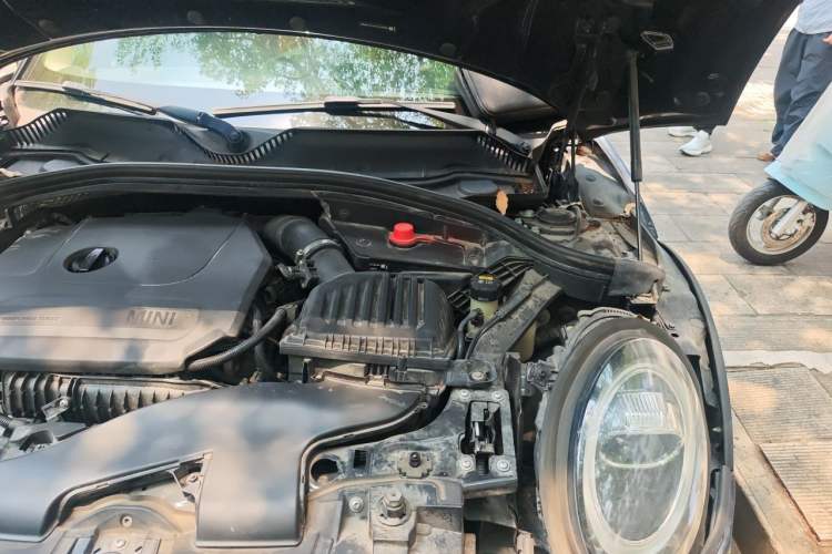 Used MINI Clubman 2019 1.5T COOPER Connoisseur Engine Bay Left
