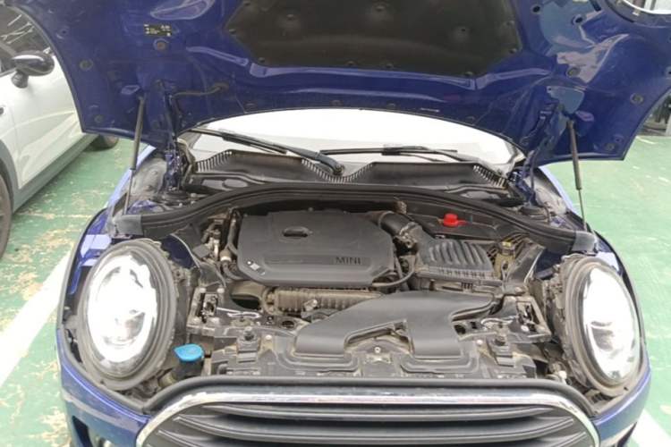 Used MINI Clubman 2019 1.5T ONE Engine Bay