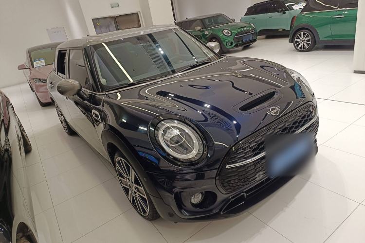 Used MINI Clubman 2019 2.0T COOPER S Front Right 45 Deg
