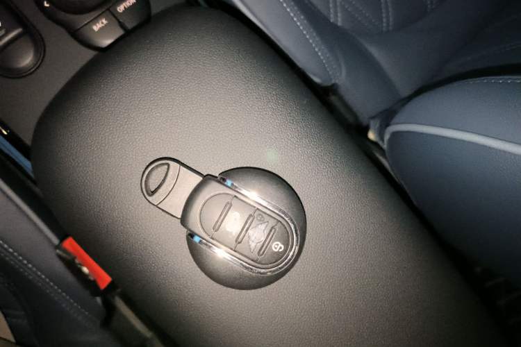 Used MINI Clubman 2019 1.5T COOPER Connoisseur Interior 1