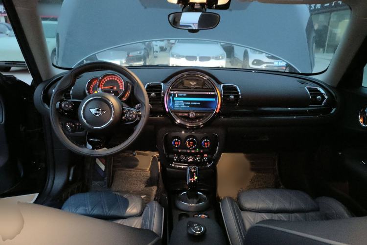 Used MINI Clubman 2019 1.5T COOPER Connoisseur Interior 2