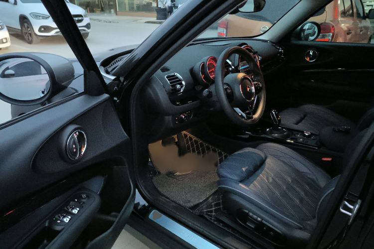 Used MINI Clubman 2019 1.5T COOPER Connoisseur Interior 3