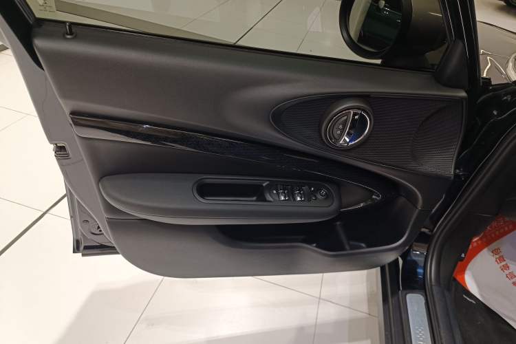 Used MINI Clubman 2019 2.0T COOPER S Left Front Door Interior