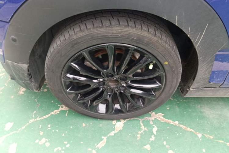 Used MINI Clubman 2019 1.5T ONE Left Front Wheel Hub