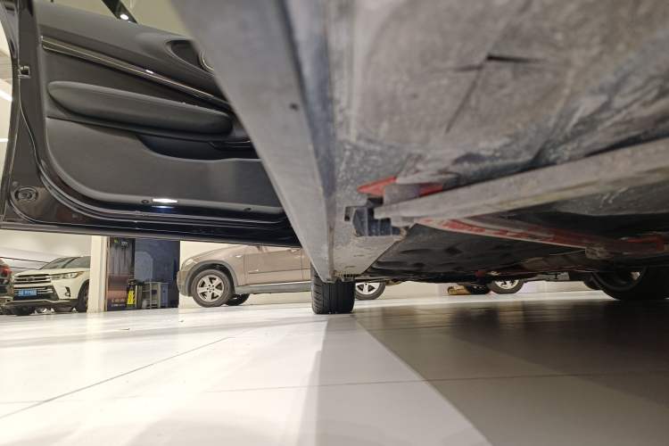 Used MINI Clubman 2019 2.0T COOPER S Left Side Sill