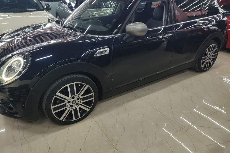 Used MINI Clubman 2019 2.0T COOPER S Left Side
