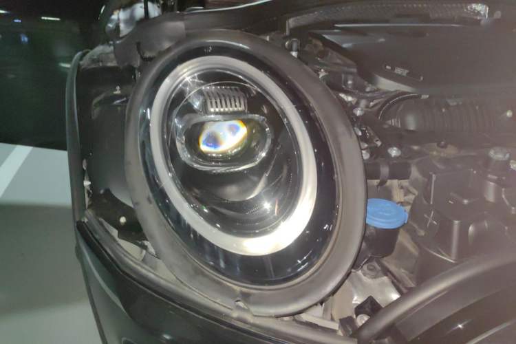 Used MINI Clubman 2019 2.0T COOPER S Right Front Headlight