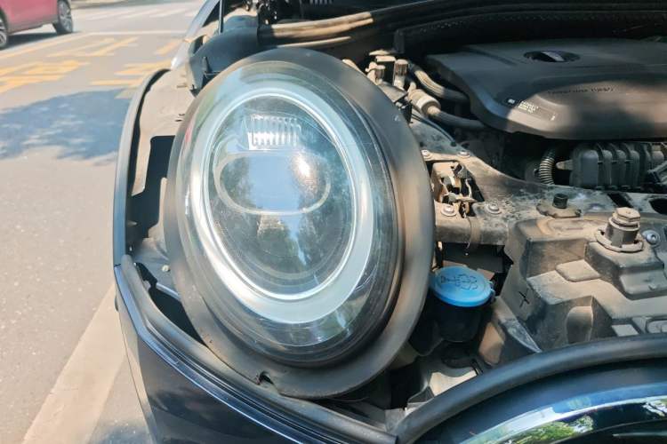 Used MINI Clubman 2019 1.5T COOPER Connoisseur Right Front Headlight