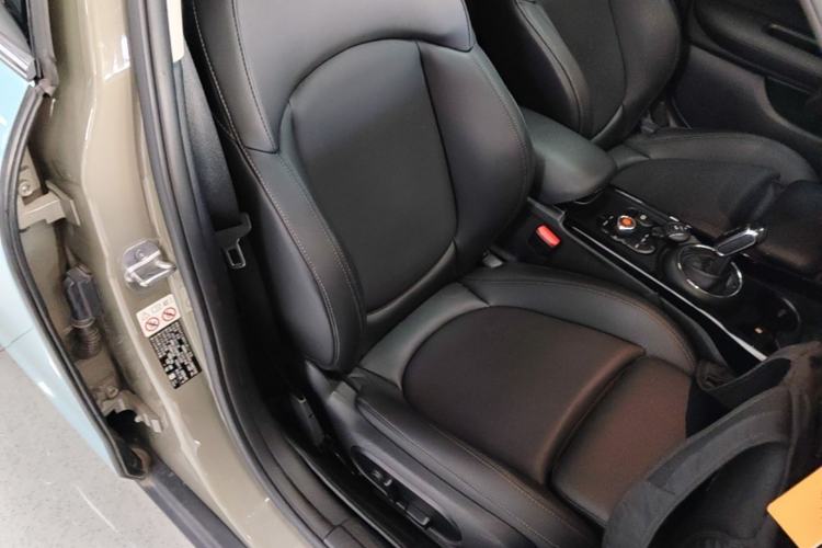 Used MINI Clubman 2019 1.5T COOPER Right Front Seat