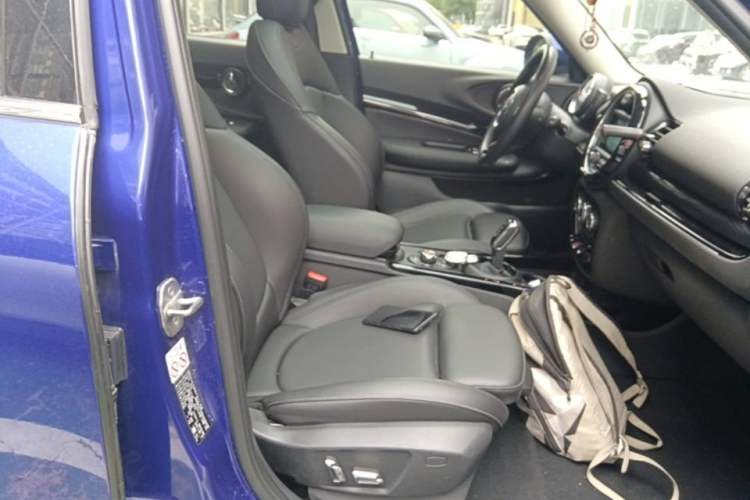 Used MINI Clubman 2019 1.5T ONE Right Front Seat