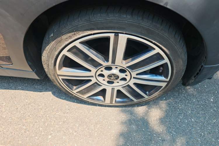Used MINI Clubman 2019 1.5T COOPER Connoisseur Right Front Wheel Hub