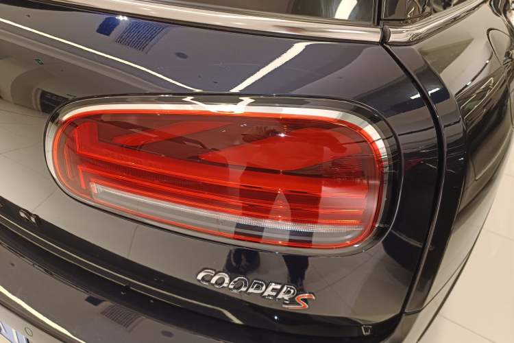 Used MINI Clubman 2019 2.0T COOPER S Right Rear Taillight