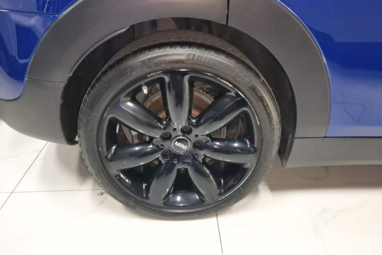 Used MINI Clubman 2019 1.5T COOPER Right Rear Wheel Hub