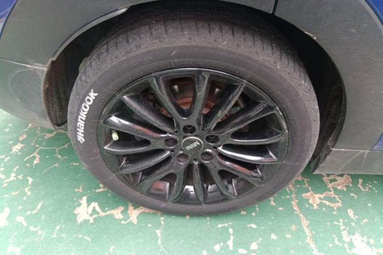 Used MINI Clubman 2019 1.5T ONE Right Rear Wheel Hub