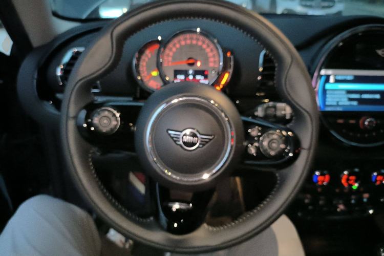 Used MINI Clubman 2019 1.5T COOPER Connoisseur Steering Wheel