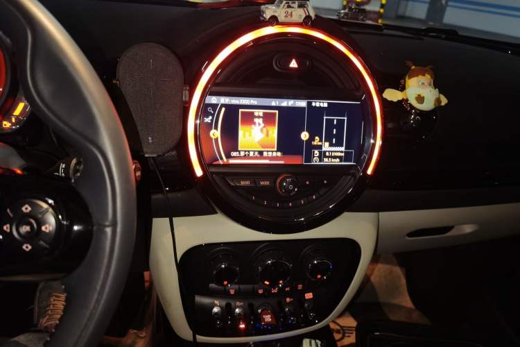 Used MINI Clubman 2019 1.5T COOPER Connoisseur Audio And AC Panel