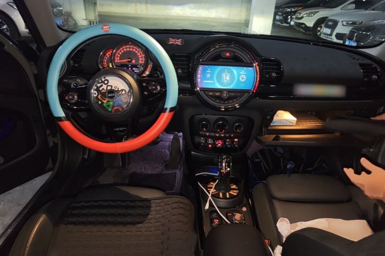 Used MINI Clubman 2019 2.0T COOPER S Center Console