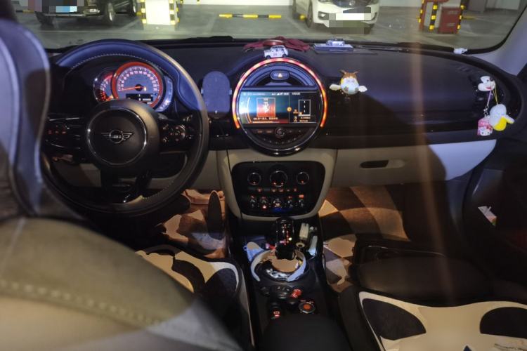 Used MINI Clubman 2019 1.5T COOPER Connoisseur Center Console