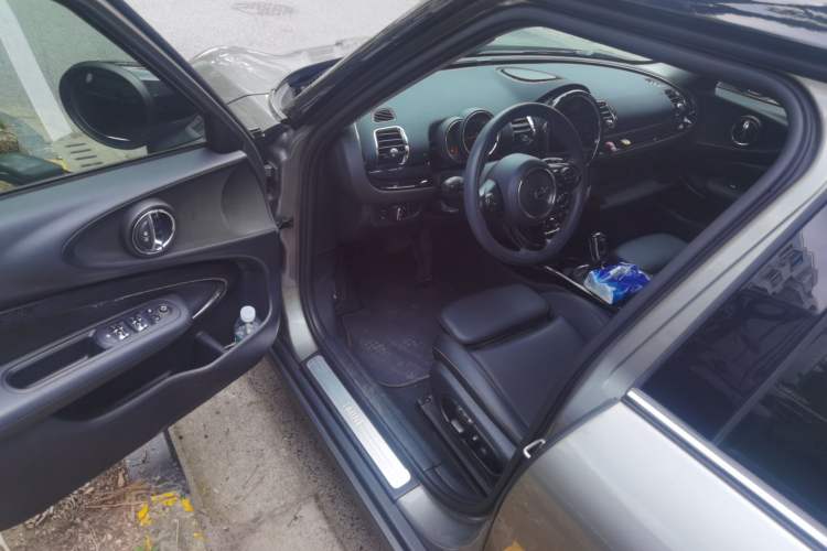 Used MINI Clubman 2019 1.5T COOPER Driver Seat