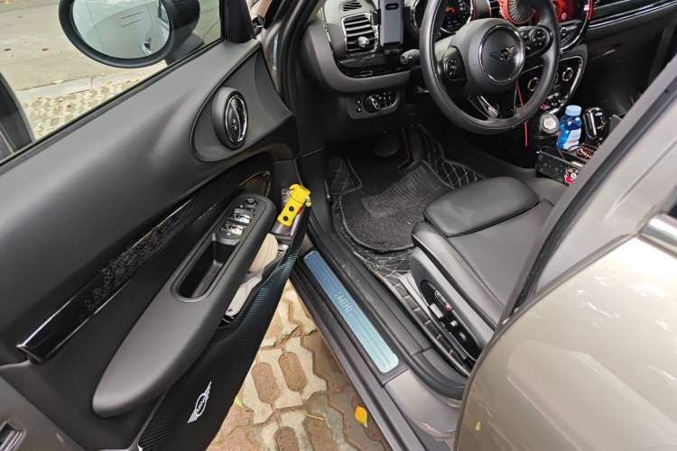 Used MINI Clubman 2019 1.5T COOPER Driver Seat