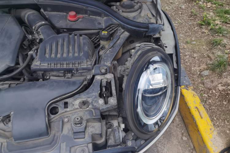 Used MINI Clubman 2019 1.5T COOPER Engine Bay Left