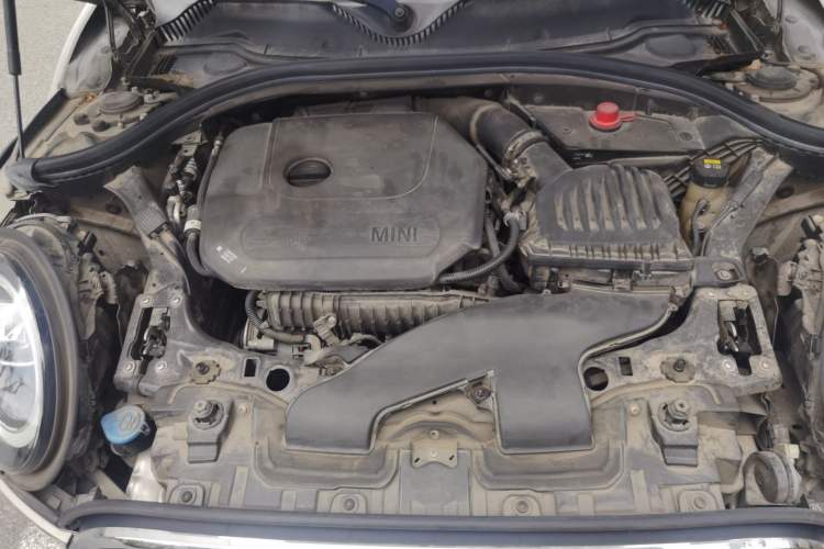 Used MINI Clubman 2019 1.5T COOPER Engine Bay