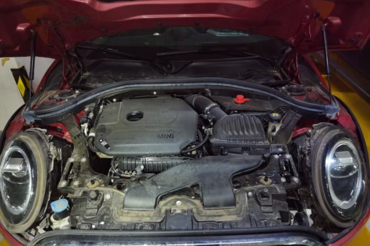 Used MINI Clubman 2019 1.5T COOPER Connoisseur Engine Bay
