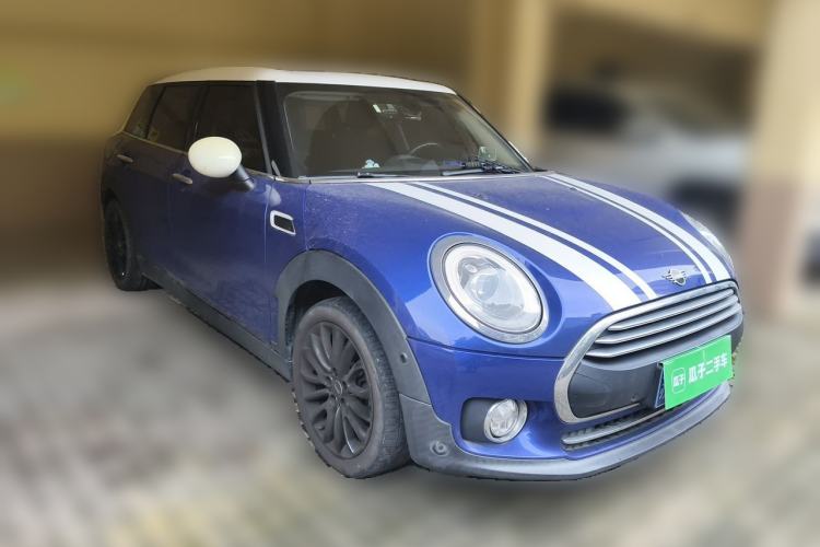 Used MINI Clubman 2019 1.5T ONE Front Right 45 Deg